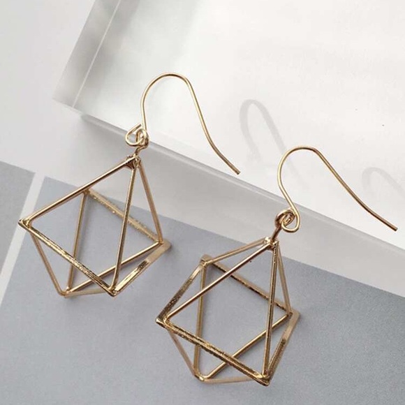 Gold hallow 3D geometric diamond drop earrings - Picture 3 of 5